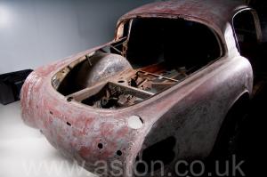 салон Астон Мартин Aston Martin DB2/4 Vignale 1954. Кликните для просмотра фото автомобиля большего размера.