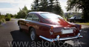 цвет Астон Мартин Aston Martin DB5 Vantage Spec 1965. Кликните для просмотра фото автомобиля большего размера.