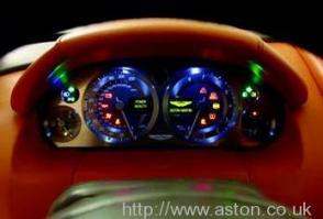     Aston Martin AMV8 Vantage 2006.       .