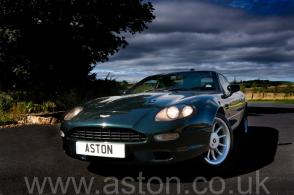     Aston Martin DB7 Coupe 1997.       .