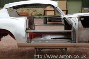    Aston Martin DB4 GT Zagato Recreation 1961.       .